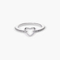 Anillo Plateado con Corazón