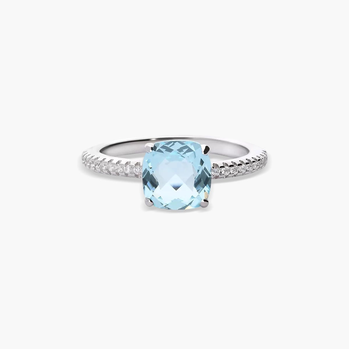 Elegante Anillo con Piedra Azul
